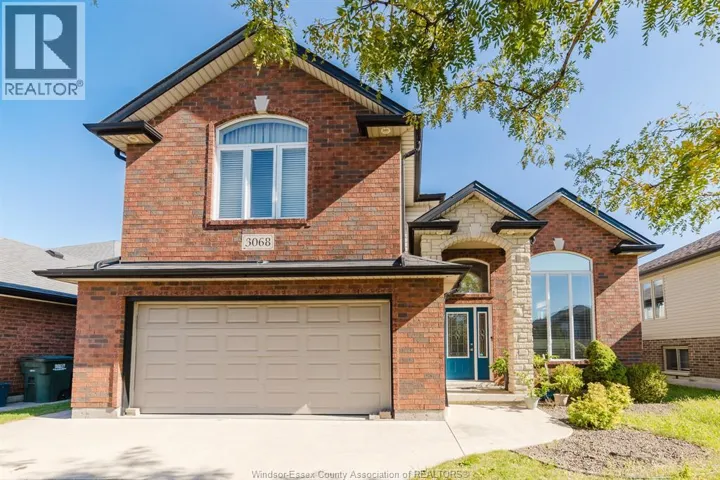 3068 TROUP CRESCENT, Windsor, Ontario N8R0A5