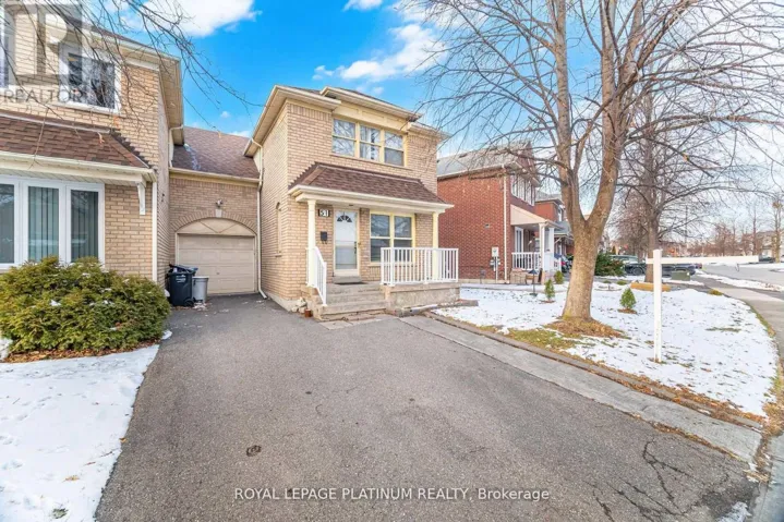 51 SOFTNEEDLE AVENUE, Brampton (Sandringham-Wellington), Ontario L6R1K7