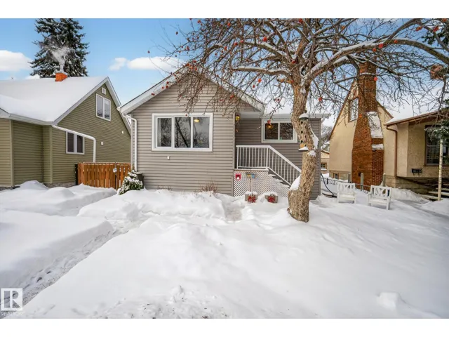 9022 92 ST NW, Edmonton, Alberta T6C3R2