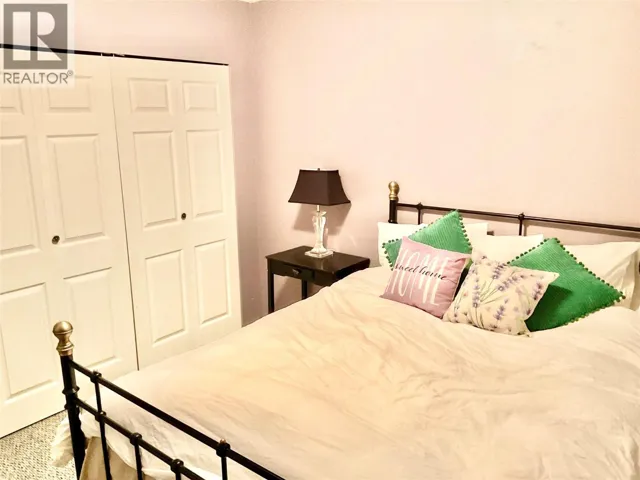 706 Central Avenue, Midway, British Columbia V0H1M0