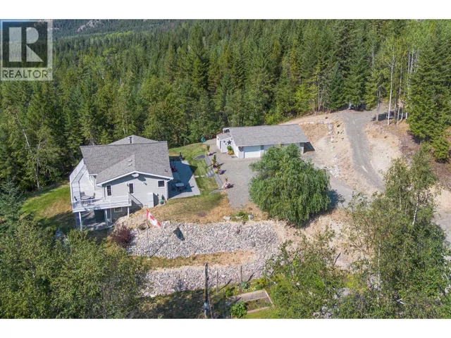 3520 GLENGROVE Road, Barriere, British Columbia V0E2E0