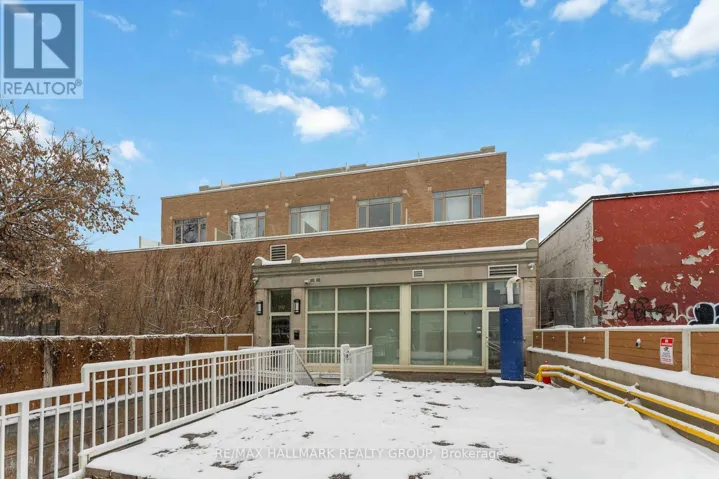 15 - 202 ST. PATRICK STREET, Ottawa, Ontario K1N5K3
