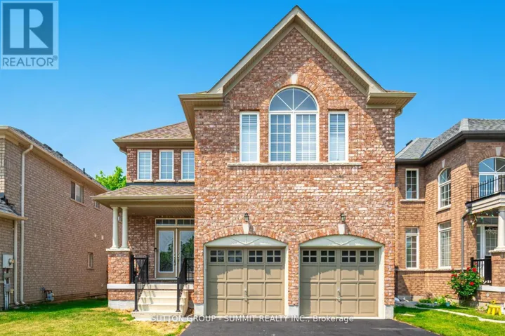 16 WESTMINSTER CIRCLE, Barrie (Innis-Shore), Ontario L4M0A3