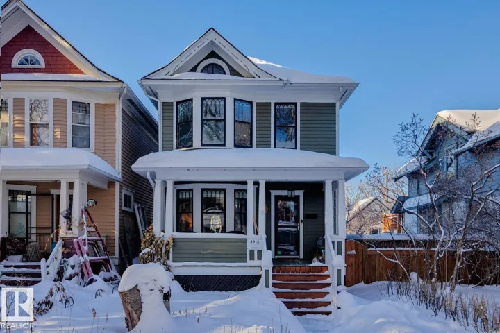 10720 126 ST NW, Edmonton, Alberta T5M0N8