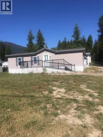 217 ZACKS Road Unit# 19, Nakusp, British Columbia V0G1R1