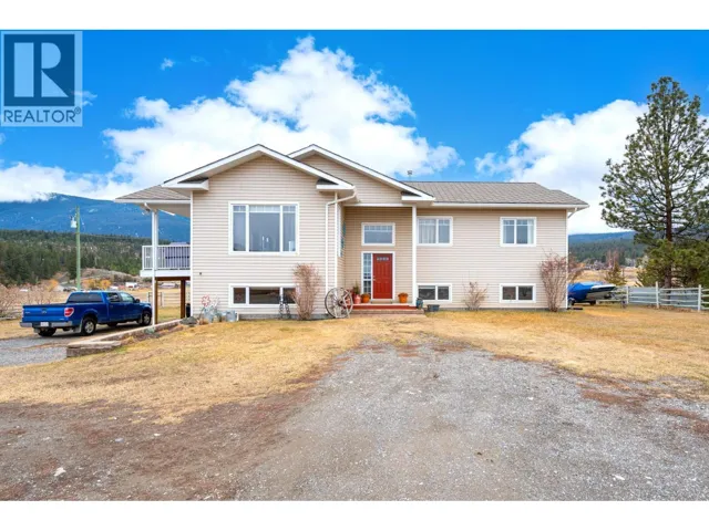 7494 West Subdivision Road, Clinton, British Columbia V0K1K0
