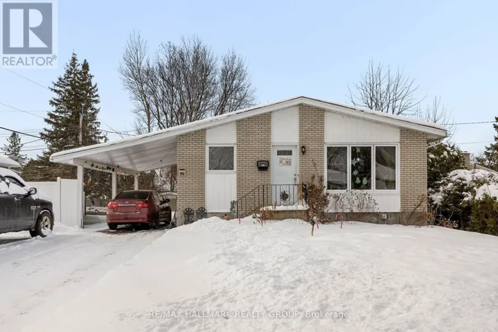 816 WILLOW AVENUE, Ottawa, Ontario K1E1C7