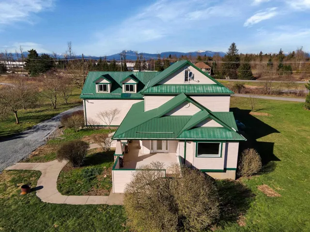 27550 48 AVENUE, Langley, British Columbia V4W1S1