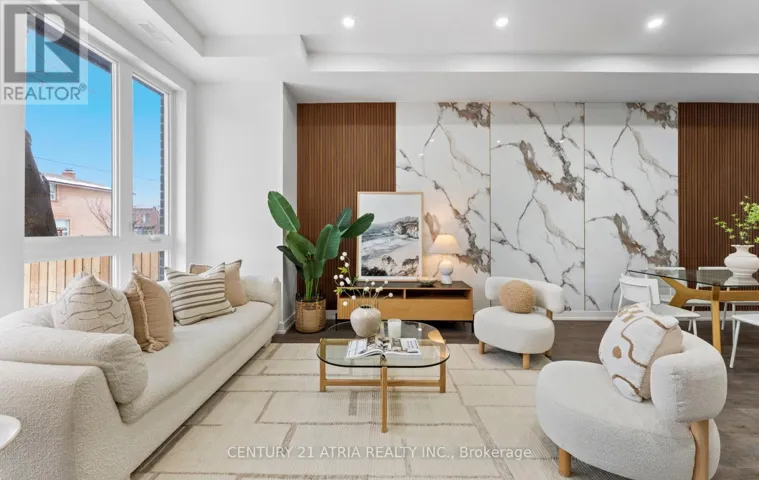 65 CREWE AVENUE, Toronto (Woodbine-Lumsden), Ontario M4C2J2