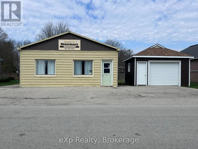 10 QUEEN STREET N, Minto, Ontario N0G1Z0