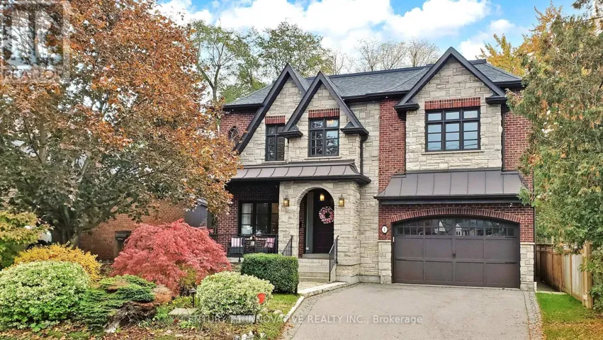 1 DUSTAN CRESCENT, Toronto (East York), Ontario M4J4G4