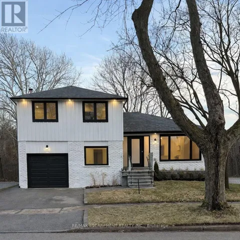 2276 WYANDOTTE DRIVE, Oakville (WO West), Ontario L6L2T5