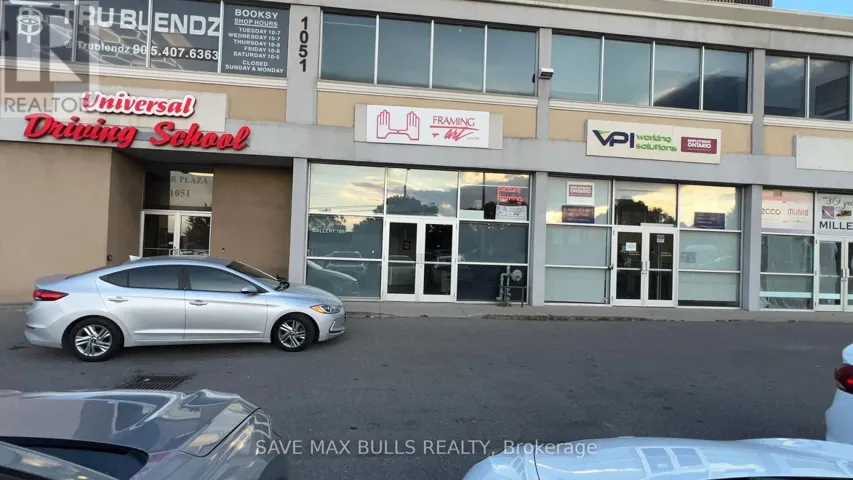 1051 UPPER JAMES STREET, Hamilton (Yeoville), Ontario L9C3A6
