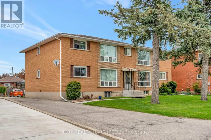 52 HAMPTON STREET, Brantford, Ontario N3S4K8