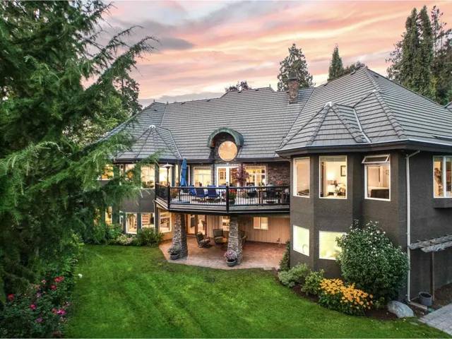 18638 54A AVENUE, Surrey, British Columbia V3S8L5