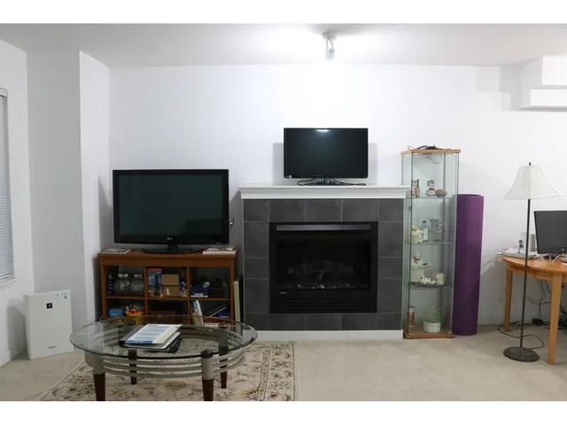 18 12040 68 AVENUE, Surrey, British Columbia V3W1P5