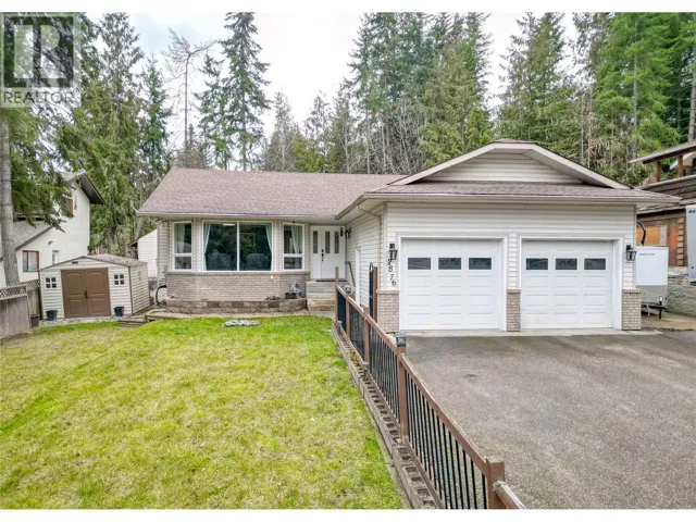 2876 Juniper Crescent, Blind Bay, British Columbia V0E2W2