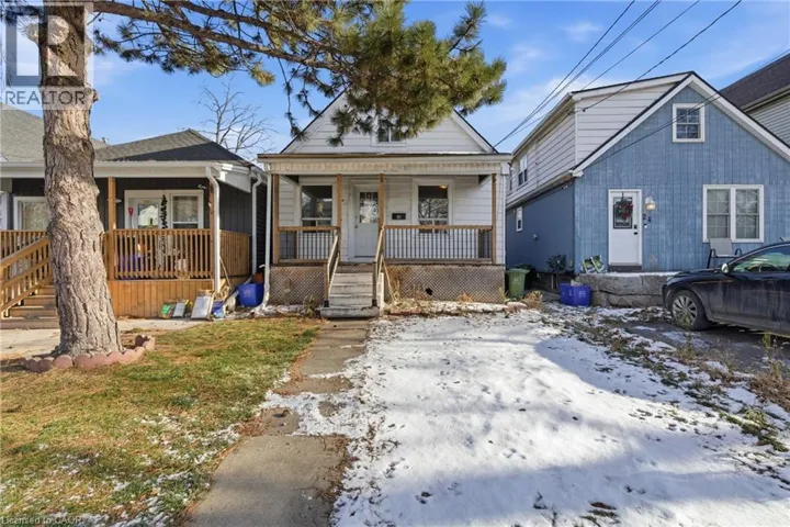 26 BAYFIELD Avenue, Hamilton, Ontario L8H3M4