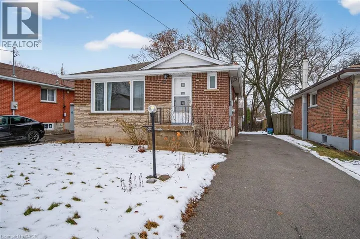 399 EAST 15TH Street, Hamilton, Ontario L9A4G9