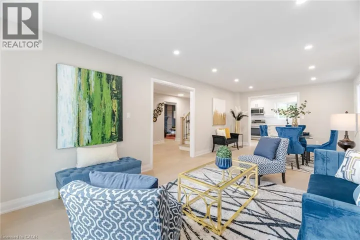 2392 ARNOLD Crescent, Burlington, Ontario L7P4G3