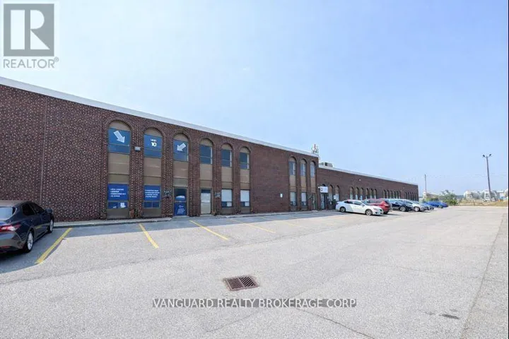 4478 CHESSWOOD DRIVE, Toronto (York University Heights), Ontario M3J2B9