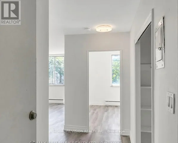 12 - 18 KENRAE ROAD, Toronto (Leaside), Ontario M4G1Y1