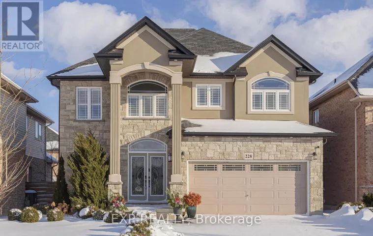 228 GRETI DRIVE, Hamilton (Mount Hope), Ontario L9B1P9