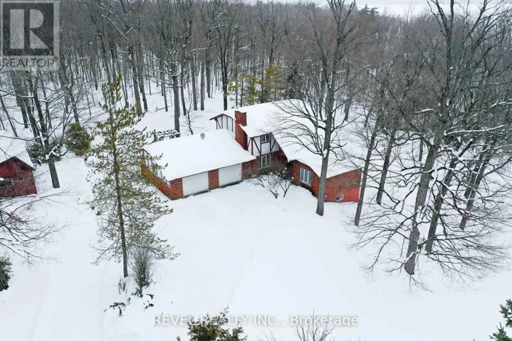 149 LAKEBREEZE ROAD, Kawartha Lakes (Fenelon), Ontario K0M1N0