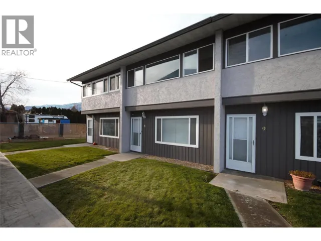 5820 MAIN Street Unit# 8, Oliver, British Columbia V0H1T9