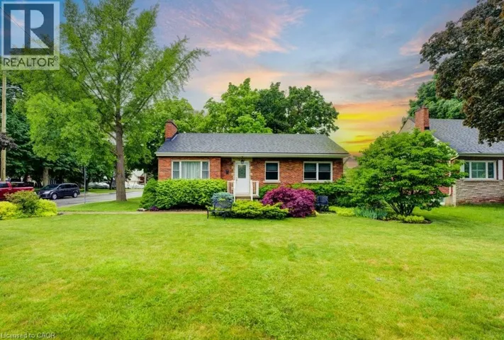 1 BRYANT Court, Hamilton, Ontario L8K4A9