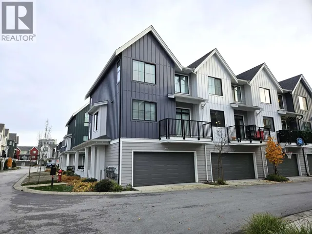 139 488 FURNESS STREET, New Westminster, British Columbia V3M0M1
