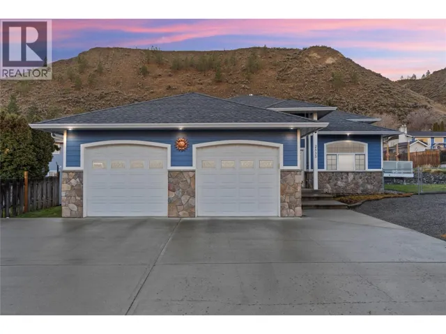 2535 VALLEYVIEW Drive, Kamloops, British Columbia V2E2M3