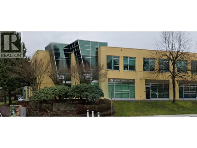 201 3997 HENNING DRIVE, Burnaby, British Columbia V5C6N6