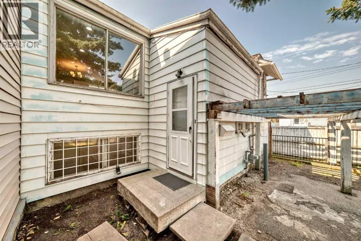 1201 53B Street SE, Calgary, Alberta T2A1W1