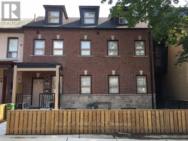 3 - 89 BELLWOODS AVENUE, Toronto (Trinity-Bellwoods), Ontario M6J3N4