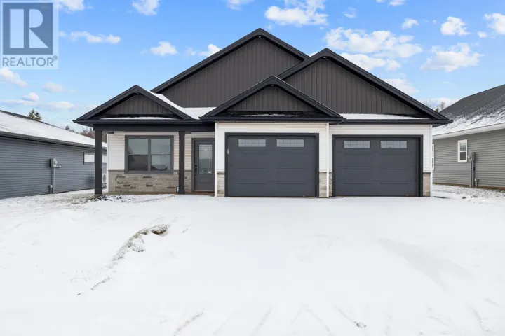 61 Alice Avenue, Charlottetown, Prince Edward Island C1C0V4