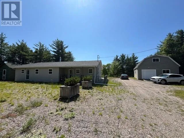 29 Lilly Brook Road, Terra Nova, Newfoundland & Labrador A0C1L0