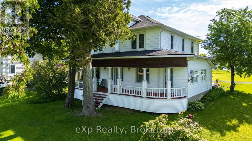2 HENRY STREET, McKellar, Ontario P0G1C0