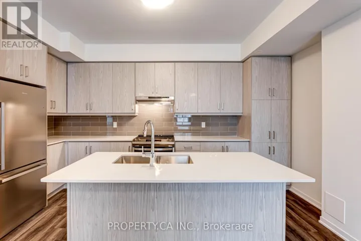 TH377 - 80 HONEYCRISP CRESCENT, Vaughan (Vaughan Corporate Centre), Ontario L4K5Z8