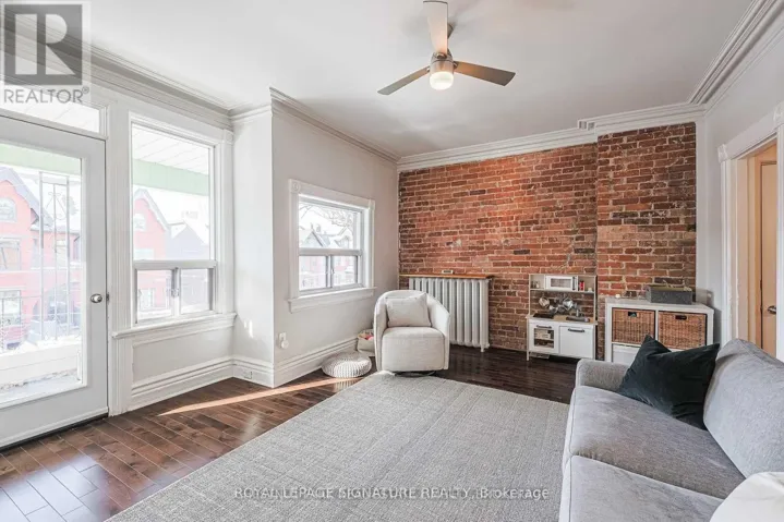 UPPER - 553 EUCLID AVENUE, Toronto (Trinity-Bellwoods), Ontario M6G2T3