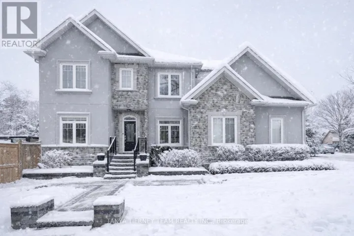 1 CENTRE STREET W, Whitby (Brooklin), Ontario L1M1C1