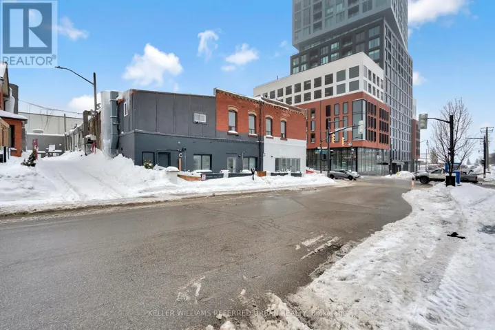 66 DUNLOP STREET W, Barrie (City Centre), Ontario L4N1A4