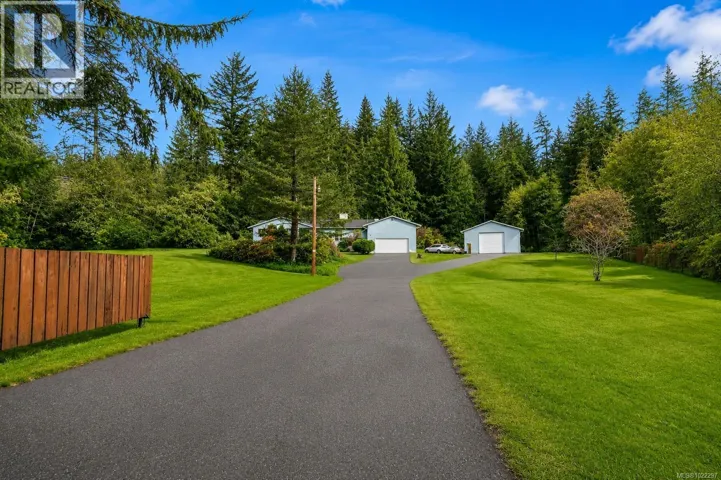 6513 Phantom Rd, Lantzville, British Columbia V0R2H0
