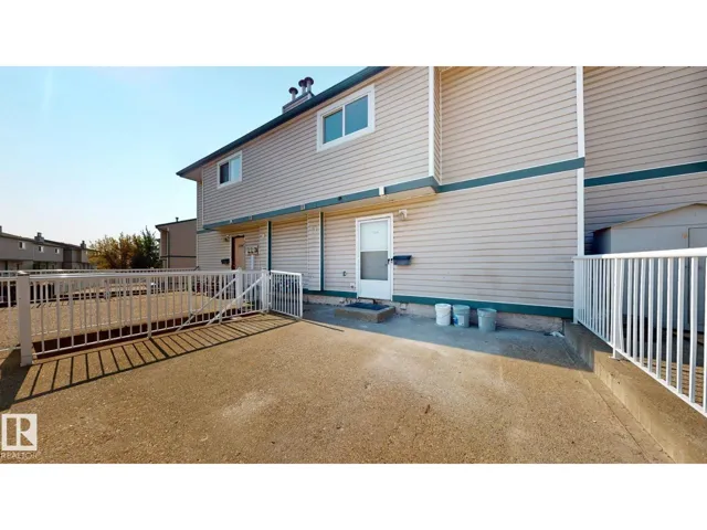 1396 LAKEWOOD RD NW, Edmonton, Alberta T6K3M2