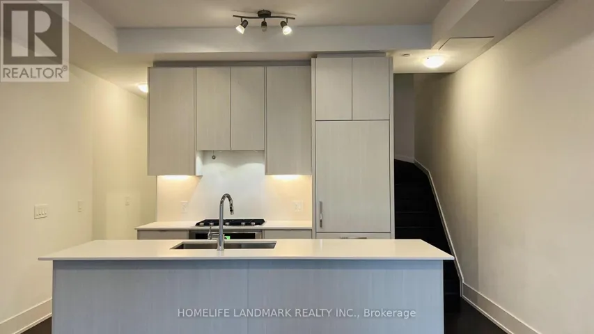 TH #17 - 270 DAVENPORT ROAD, Toronto (Annex), Ontario M5R1J8