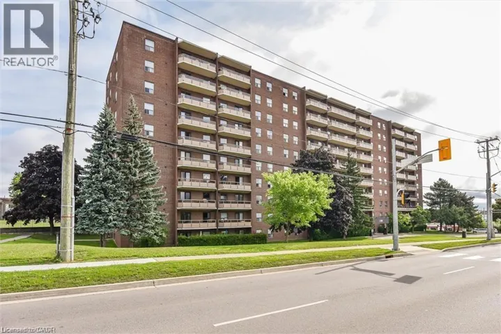 1100 COURTLAND Avenue E Unit# 710, Kitchener, Ontario N2C2H9