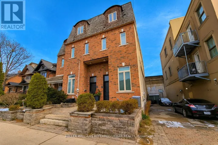 287 KINGSWOOD ROAD, Toronto (Woodbine Corridor), Ontario M4E3N8