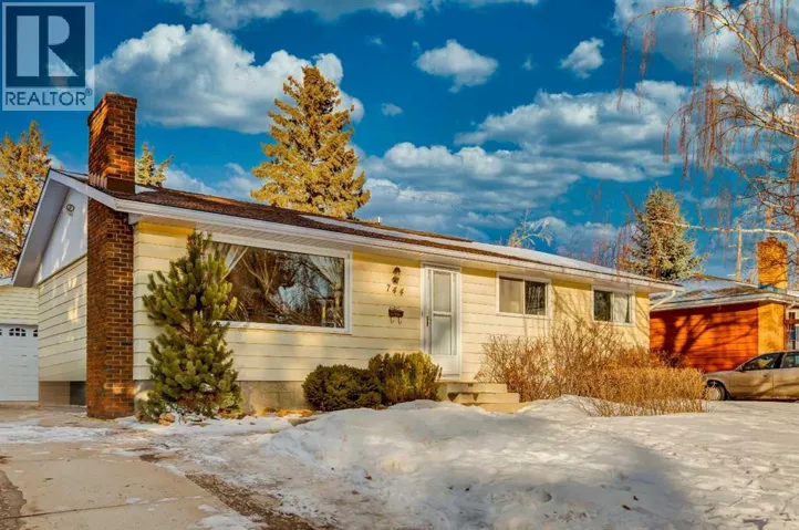 744 Hunterston Crescent NW, Calgary, Alberta T2K4N2