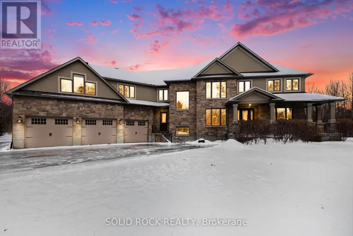 130 IRONSTONE COURT, Ottawa, Ontario K2S0L4