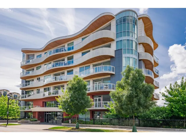 112 20416 PARK AVENUE, Langley, British Columbia V3A0N2